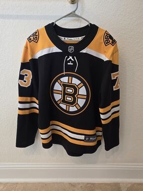 Fanatics Boston Bruins NHL Lace-Up Hockey Jersey